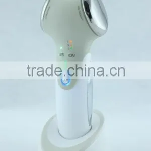2 IN 1 Ultrasonic Ion Massager for Face Skin Care thumbnail-5