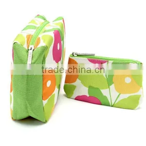 2015 New Design 600D Polyester PVC Printing Zipper Cosmetic Bag thumbnail-5