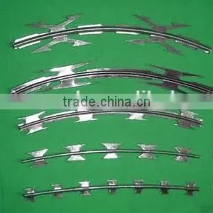 High Quality Low Price Razor Barbed Wire in China ( Manufacturer) thumbnail-2