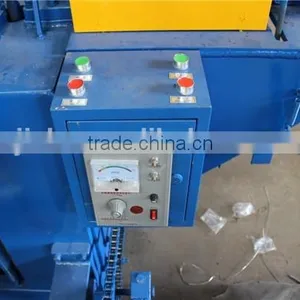 High Quality Galvinzed Welded Mesh Roll Making Machine Factory thumbnail-4