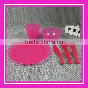 4pcs Plastic Oval Plate Picnic Tableware Set thumbnail-2
