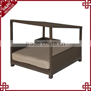 Latest Dog Pet Products Outdoor Waterproof Wicker Luxury Large Bed for Dog thumbnail-1