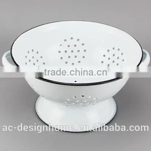 ROUND ENAMEL IRON COLANDER W/EARS thumbnail-1