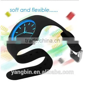 2015 Japan Quartz Movt Silicone Band Watch New Products in thumbnail-1