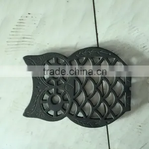 Cast Iron Owl Design Black Trivet Pan Stand thumbnail-1