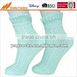 Women Ankle Socks With Pointelle Pattern With Lace on the Welt thumbnail-1