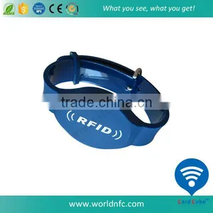 Cheap Price Good Quanity NTAG216 PVC Wristband thumbnail-1