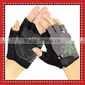 Bodybuilding Gym Gloves thumbnail-1