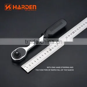 Professional 3/8" Quick Release Ratchet Wrench thumbnail-3