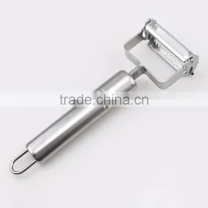 Stainless Steel Vegetable & Fruit Peeler With Smile Design thumbnail-1