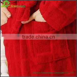 Wholesale Cotton Blue Red Down Robes Velvet Tartan Design Bathrobe Couples Bathrobe thumbnail-4