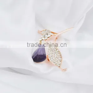 Good Design Diamond Luxury Fashion Custom Brooch Wholesale thumbnail-3