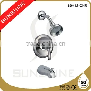 Chrome Single Handle Tub and Upc Shower Faucet thumbnail-1