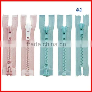 Plastic Zips thumbnail-1