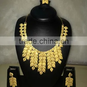 Indian Jewelry thumbnail-1