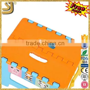 China Gold Supplier Injection Folding Stool Moulds, High Reflective Injection Folding Stool Moulds thumbnail-3