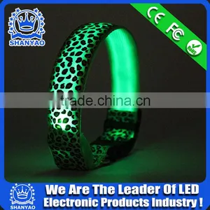 2015 Hot Selling Christmas Led Electric Pet Collar With Leopard thumbnail-5
