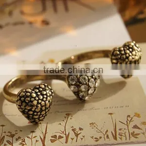 Fashion Three Hearts Are Connected New Rings thumbnail-1