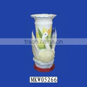 Beatiful White Animal Ceramic Flower Vase thumbnail-1