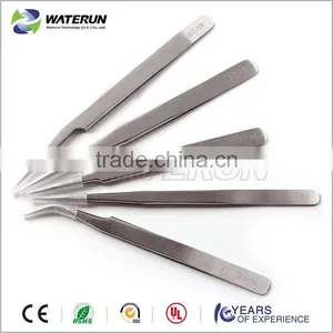 Vetus Pointed Stainless Steel Eyebrow Tweezers thumbnail-1