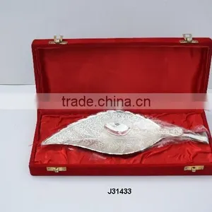 Silver Plated Brass Leaf Bowl Embossed Pattern in a Red Velvet Box thumbnail-1