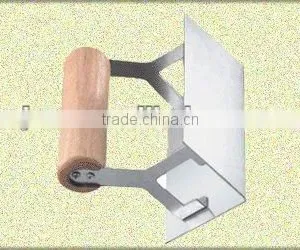 Carbon Steel Wooden Handle Bricklaying Corner Trowel thumbnail-1