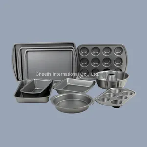Solid Color Non-stick Bakeware Set thumbnail-1