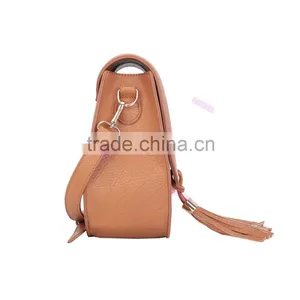 Vintage Style Delicate Tassel and Trendy Saddle Shape With Snap Button Flap Top Crossbody Bag thumbnail-2