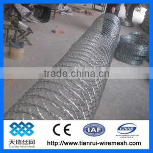 BTO-22 Galvanized Concertina Razor Wire thumbnail-1