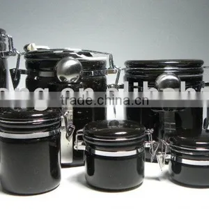 Porcelain Jar thumbnail-1