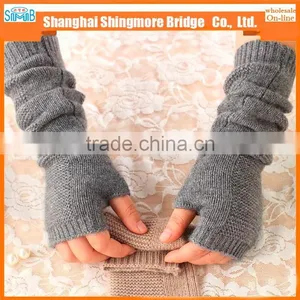2017 China Hot Sales New Style High Standard Wool Yarn Glove Half Finger for Women thumbnail-4