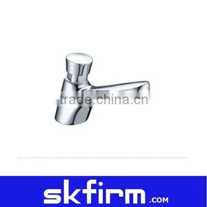 Wall Mounted Single Handle Chrome Wash Basin Faucet thumbnail-1