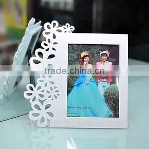 Acrylic Glass Lacework Photo Frame China Supplier thumbnail-1