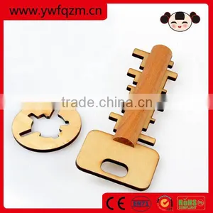 Wooden Educational Unlock Keys Intelligent Brain Teaser Toy thumbnail-1