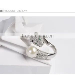 Shaped Sterling Silver Freshwater Button Pearl Earrings thumbnail-2
