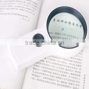 Portable and High Quality Led Illuminated Light Magnifier thumbnail-2