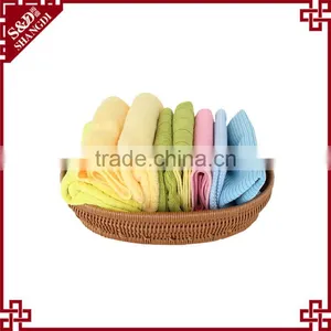 Hotsale Good Quality Handmade Weaving PE Plastic Rattan Fruit Vegetable Basket thumbnail-3