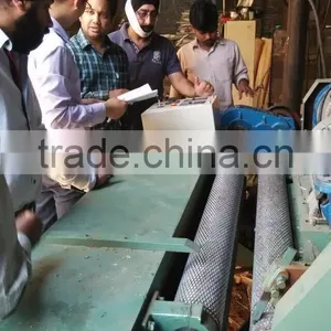 Shandong 2600mm Spindless Rotary Cutting Machine 7.5kw Feed thumbnail-2
