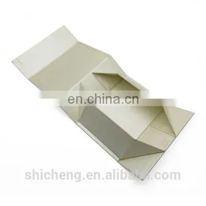 Foldable Magnetic Closure Box thumbnail-1