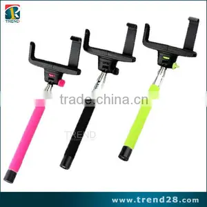 Wholesale Colorful Wireless Monopod Bluetooth Selfie Stick thumbnail-5