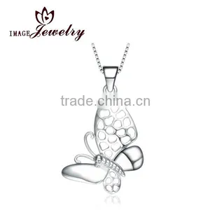 Fashion Pendants in Korea Brass Wholesale Flying Butterfly Pendants thumbnail-1