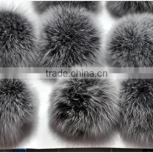 China Factory Price Fox Fur Ball Keychain / Fluffy Fox Fur Pompon Quality Choice thumbnail-5