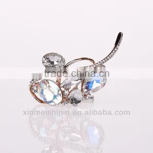 Women Broach thumbnail-1