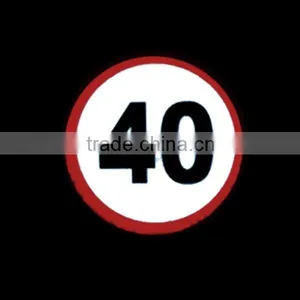 EL Speed Limit Signs in Road thumbnail-1