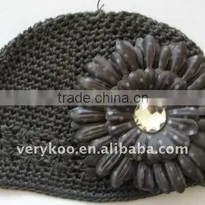 Crochet Newsboy Beanie Kufi Hats With a Daisy Flower thumbnail-1