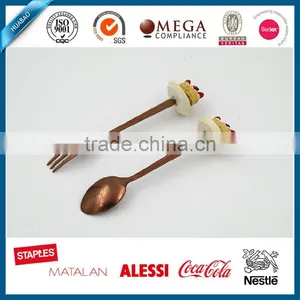 Dessert Spoon and Fork Set, Stainless Steel Flatware Set With Cute Polyresin Handle, Reindeer Cutlery Set With Golden Handle thumbnail-2