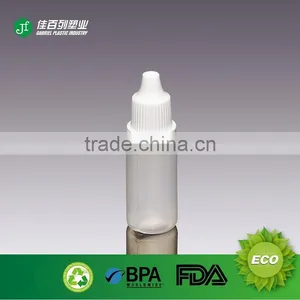 Plastic Water Spray Bottle thumbnail-5