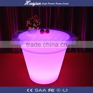 Luxury Round Hotel Tables thumbnail-4