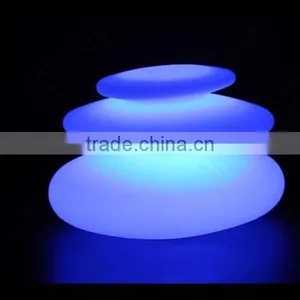 Fashion Small Rechargeable Night LED Bed Desk Lamp thumbnail-3