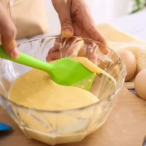 Kitchen Accessories Home and Kitchen Cookware Sets Cake Cream Cake Tools Non Stick Butter Silicone Spatula thumbnail-4